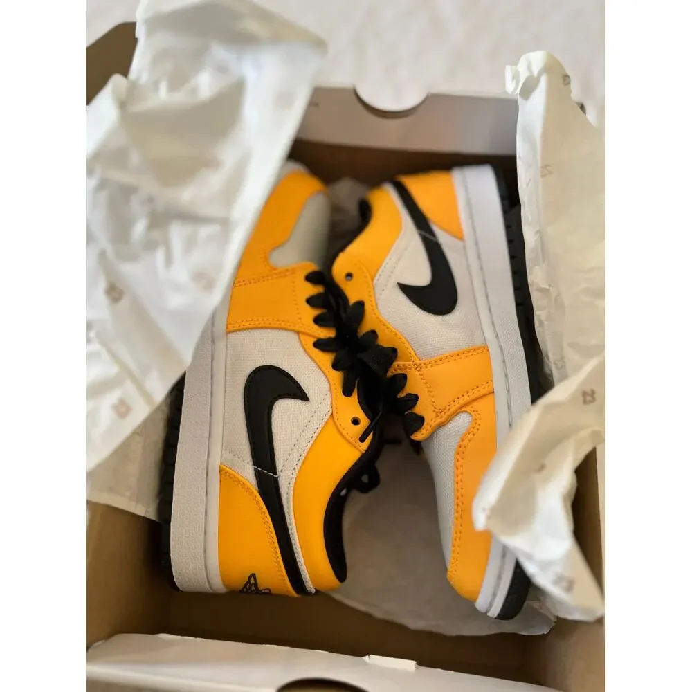 Nike Air Jordan 1 Low SE Laser Orange White Black Womens 7 CZ4776-107 w/‎ Box